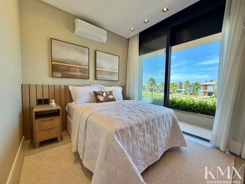 🏡✨ SOBRADO À VENDA NO CONDOMÍNIO CAPÃO ILHAS RESORT: 7ª foto da galeria de imagens do imóvel