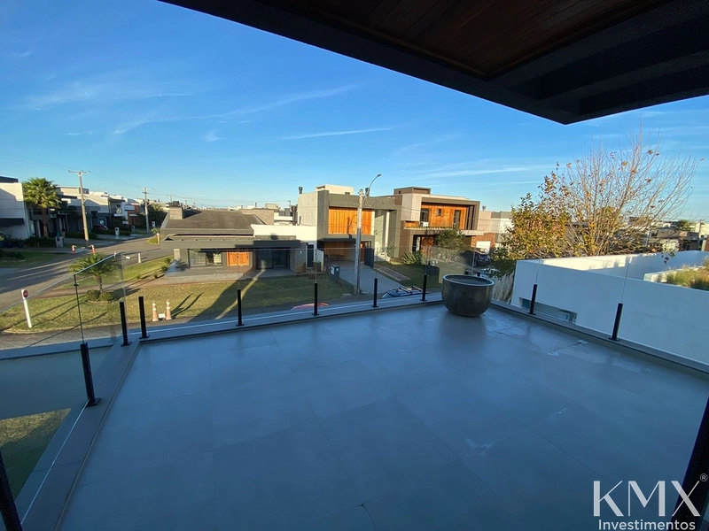 CASA DE ALTO PADRÃO NO CONDOMÍNIO BLUE – XANGRI-LÁ: 23ª foto da galeria de imagens do imóvel