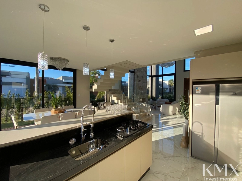 CASA DE ALTO PADRÃO NO CONDOMÍNIO BLUE – XANGRI-LÁ: 15ª foto da galeria de imagens do imóvel