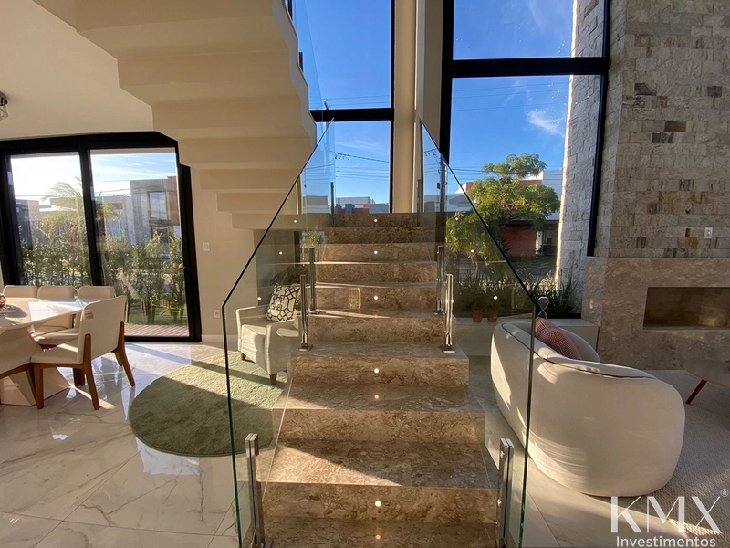 CASA DE ALTO PADRÃO NO CONDOMÍNIO BLUE – XANGRI-LÁ: 16ª foto da galeria de imagens do imóvel