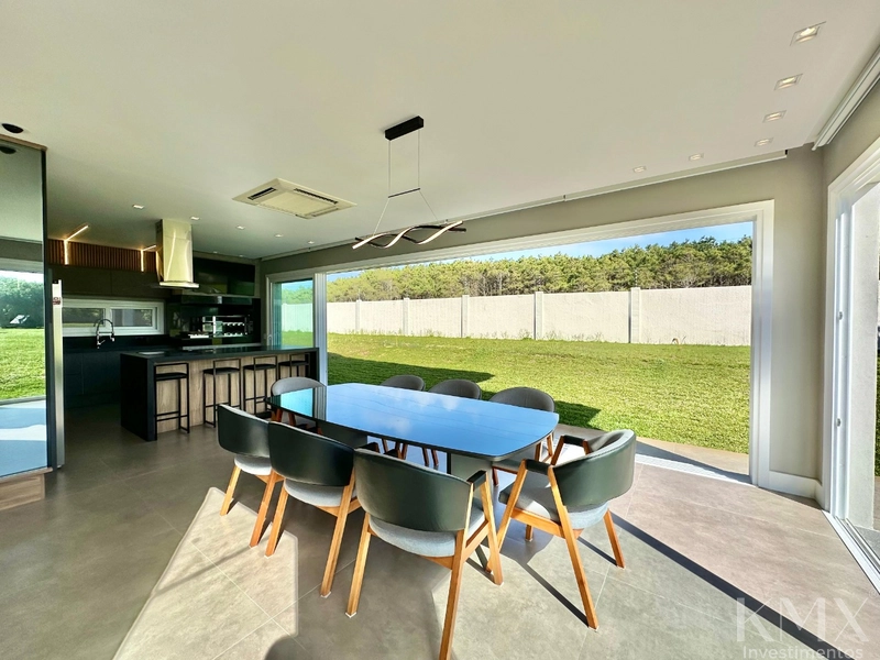 Sobrado, Condomínio Costa Serena, Capão da Canoa: 4ª foto da galeria de imagens do imóvel