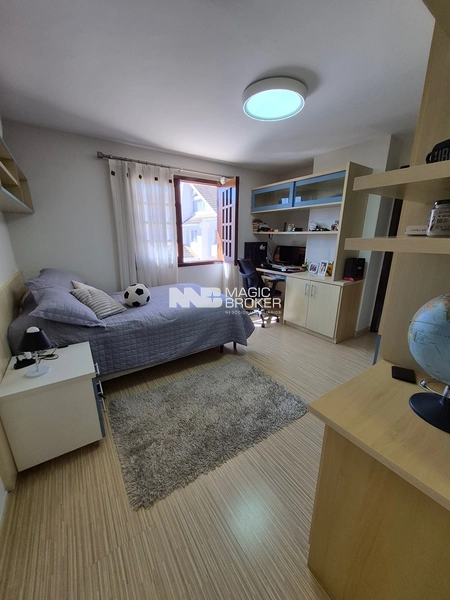 RESIDÊNCIA EXCLUSIVA COM LAZER PRIVATIVO | HUGO LANGE | CURITIBA Arquitetura integrada | Terreno amplo | Experiência de alto padrão: 31ª foto da galeria de imagens do imóvel