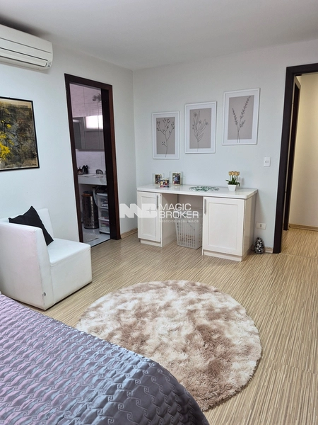 RESIDÊNCIA EXCLUSIVA COM LAZER PRIVATIVO | HUGO LANGE | CURITIBA Arquitetura integrada | Terreno amplo | Experiência de alto padrão: 37ª foto da galeria de imagens do imóvel