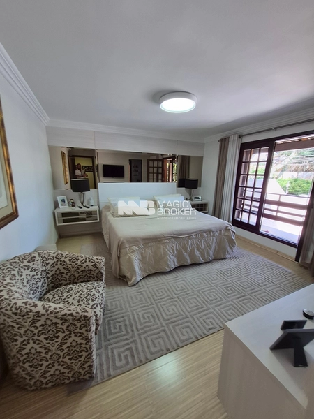 RESIDÊNCIA EXCLUSIVA COM LAZER PRIVATIVO | HUGO LANGE | CURITIBA Arquitetura integrada | Terreno amplo | Experiência de alto padrão: 39ª foto da galeria de imagens do imóvel