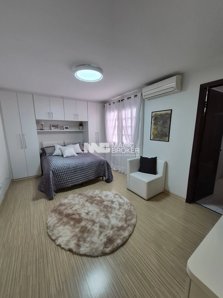 RESIDÊNCIA EXCLUSIVA COM LAZER PRIVATIVO | HUGO LANGE | CURITIBA Arquitetura integrada | Terreno amplo | Experiência de alto padrão: 36ª foto da galeria de imagens do imóvel