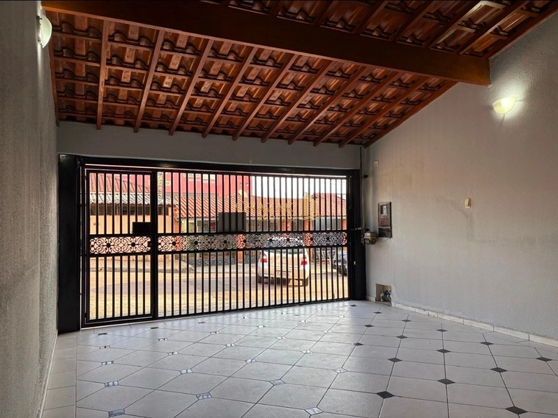 CASA À VENDA 03 DORMITÓRIOS COM 01 SUÍTE NO JARDIM SÃO FRANCISCO.: 1ª foto da galeria de imagens do imóvel