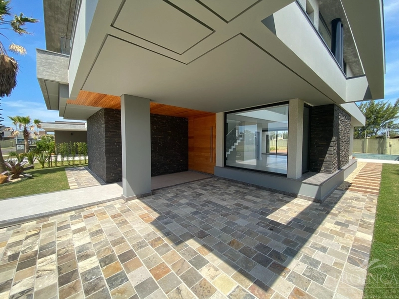 Sobrado 5 suítes, Condominio Celebration em Xangri-lá.: 4ª foto da galeria de imagens do imóvel