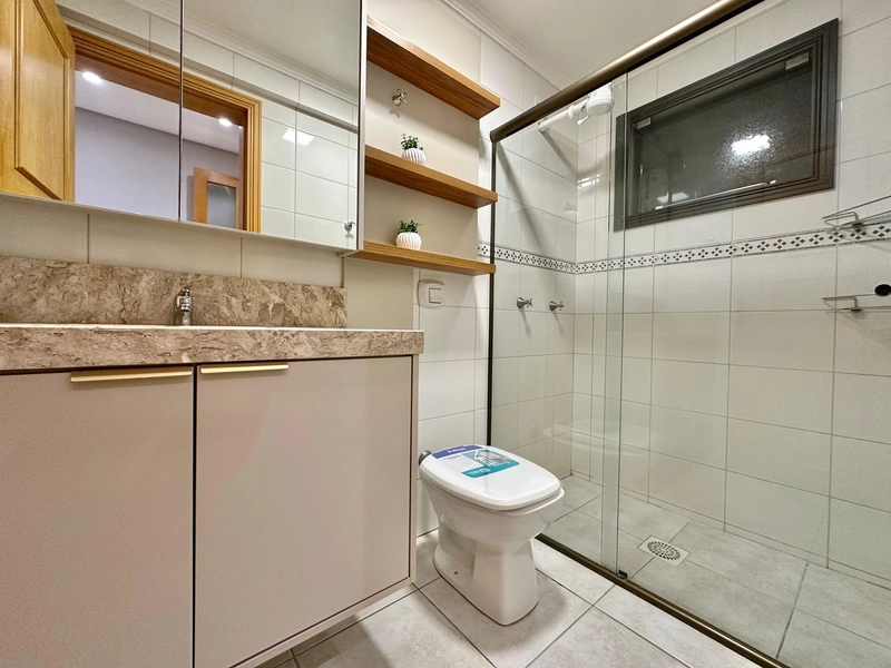 Apartamento de 3 dormitórios, de frente, vista mar.: 20ª foto da galeria de imagens do imóvel