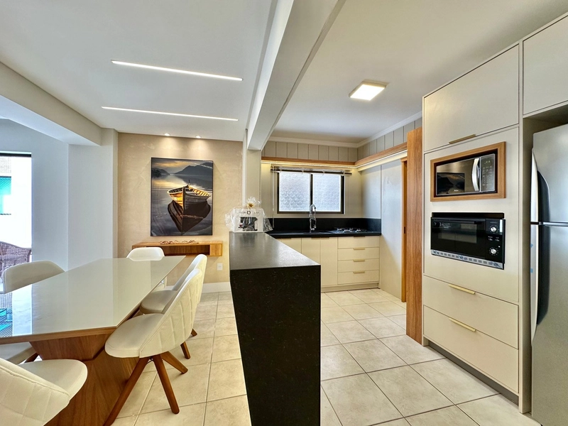Apartamento de 3 dormitórios, de frente, vista mar.: 4ª foto da galeria de imagens do imóvel