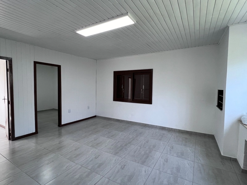 Casa 4 dormitórios, piscina, pátio, próximo do mar em Xangri-lá: 6ª foto da galeria de imagens do imóvel