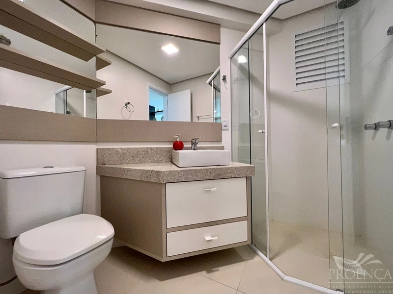 Um espetáculo de apartamento, localização perfeita junto ao mar.: 10ª foto da galeria de imagens do imóvel