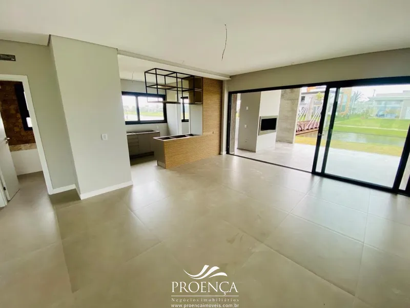 Sobrado Beira Lago 5 suítes - Condominio Capão Ilhas - Capão da Canoa: 7ª foto da galeria de imagens do imóvel