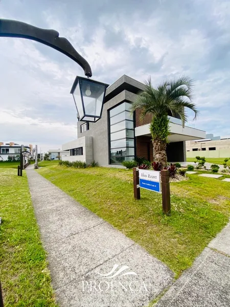 Sobrado Beira Lago 5 suítes - Condominio Capão Ilhas - Capão da Canoa: 27ª foto da galeria de imagens do imóvel