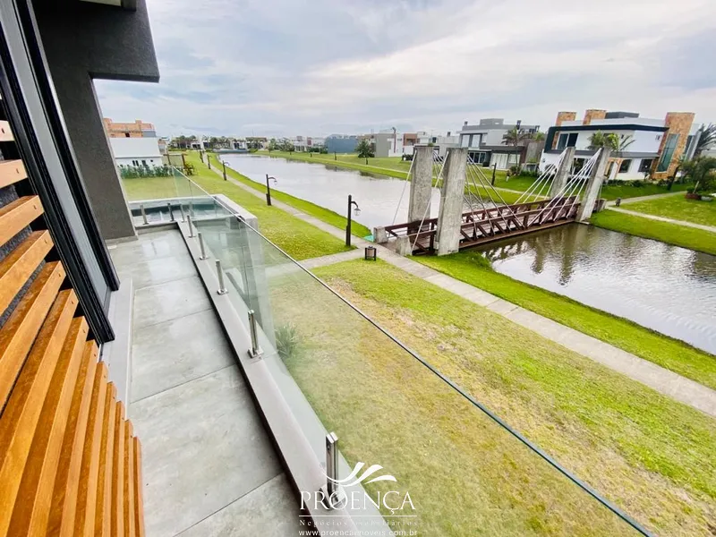 Sobrado Beira Lago 5 suítes - Condominio Capão Ilhas - Capão da Canoa: 22ª foto da galeria de imagens do imóvel