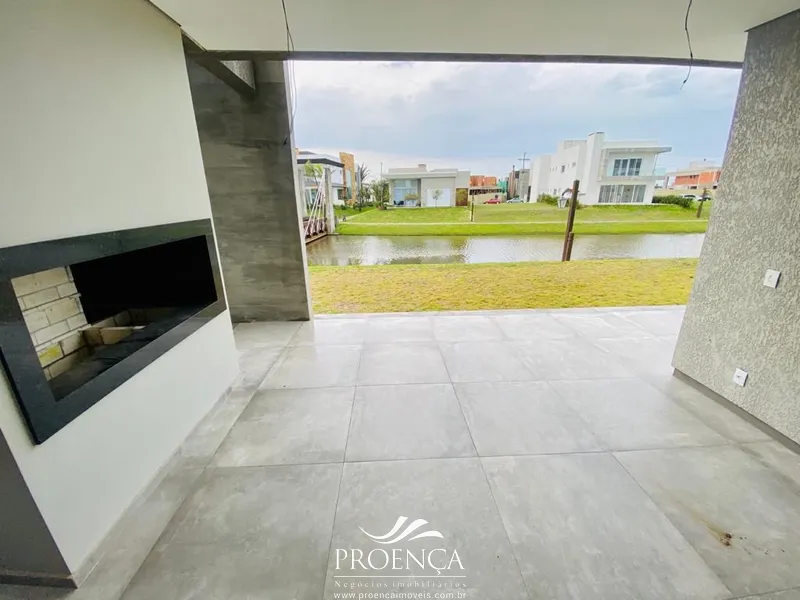 Sobrado Beira Lago 5 suítes - Condominio Capão Ilhas - Capão da Canoa: 25ª foto da galeria de imagens do imóvel
