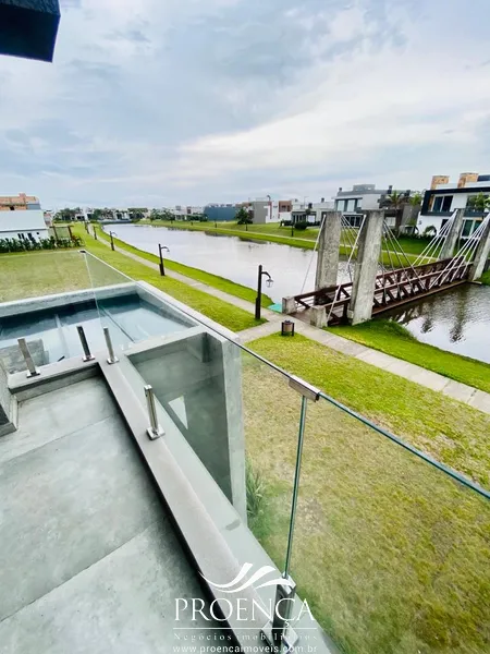 Sobrado Beira Lago 5 suítes - Condominio Capão Ilhas - Capão da Canoa: 20ª foto da galeria de imagens do imóvel