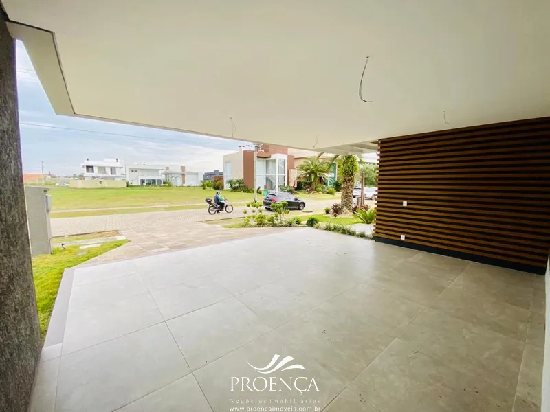 Sobrado Beira Lago 5 suítes - Condominio Capão Ilhas - Capão da Canoa: 3ª foto da galeria de imagens do imóvel