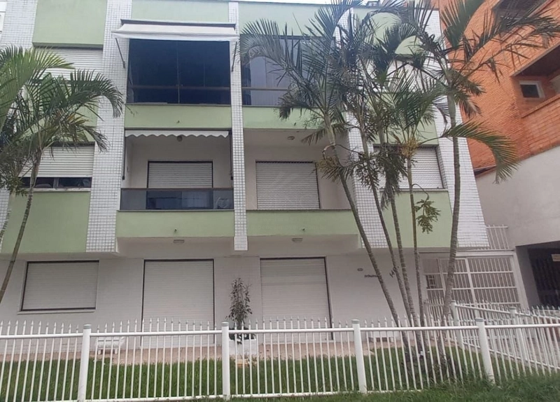 Apartamento 2 dormitórios com vaga, junto a Praça da Flavio Boianoski: 1ª foto da galeria de imagens do imóvel