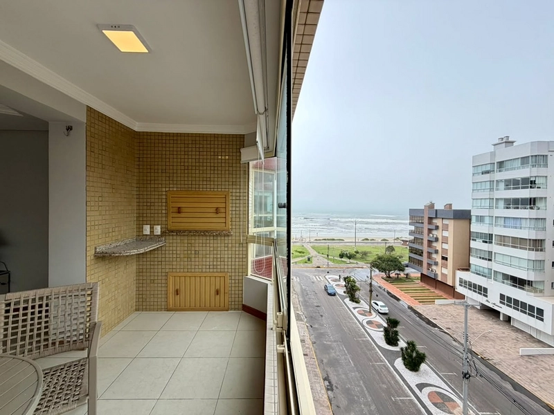 Apartamento de 03 dormitórios com Vista Mar em Capão da Canoa : 1ª foto da galeria de imagens do imóvel