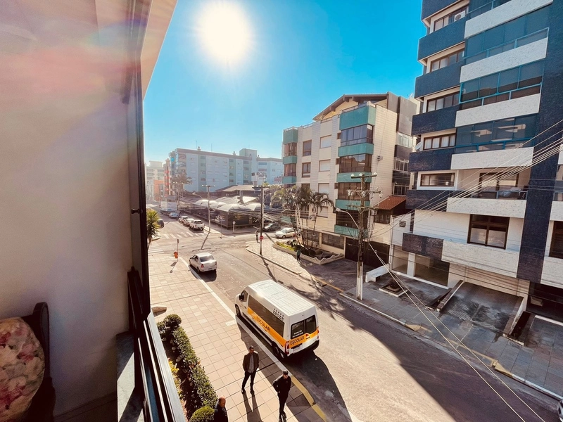 OPORTUNIDADE! 2 suítes,  frente com sacada! Box ,elevador!: 1ª foto da galeria de imagens do imóvel