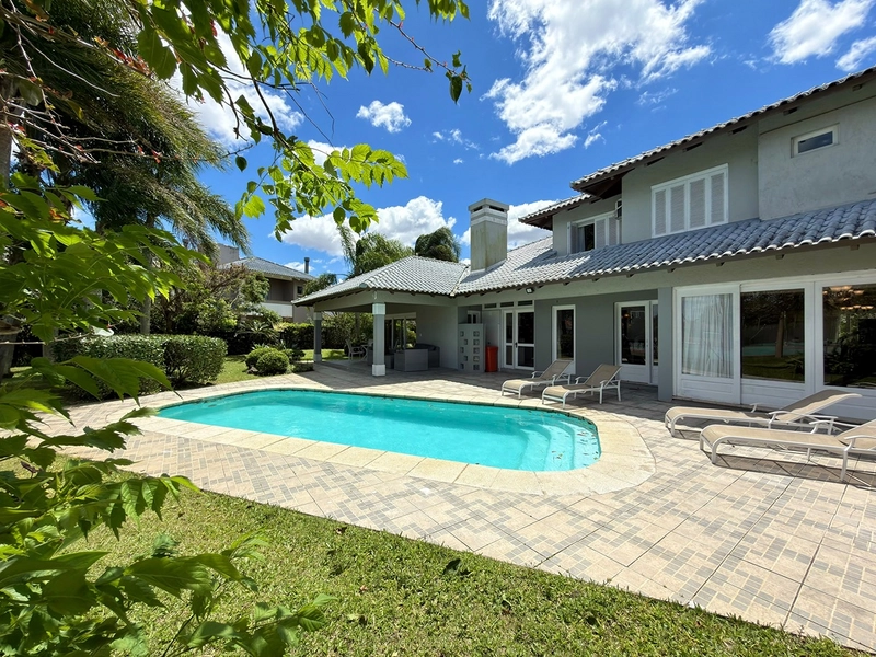 CASA À VENDA EM ATLÂNTIDA! 2 LOTES • 1.200 M² DE TERRENO • 4 SUÍTES: 1ª foto da galeria de imagens do imóvel