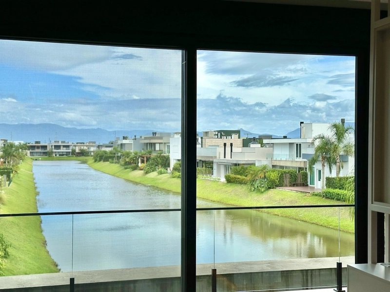 Sobrado 4 suítes Beira Lago - Cond Capão ilhas - Capão da Canoa: 22ª foto da galeria de imagens do imóvel