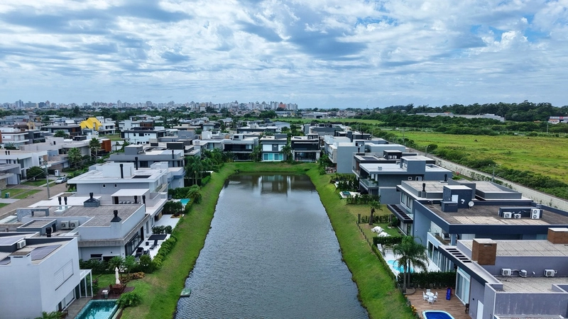 Sobrado 4 suítes Beira Lago - Cond Capão ilhas - Capão da Canoa: 16ª foto da galeria de imagens do imóvel