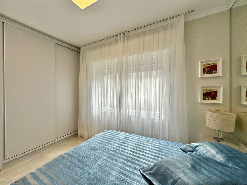 Apartamento 1 dormitório, mobiliado e decorado a 1 quadra do mar!: 1ª foto da galeria de imagens do imóvel
