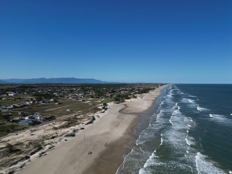 CASA 3 QUARTOS E PRÓXIMO DO MAR EM CAPÃO DA CANOA!: 8ª foto da galeria de imagens do imóvel