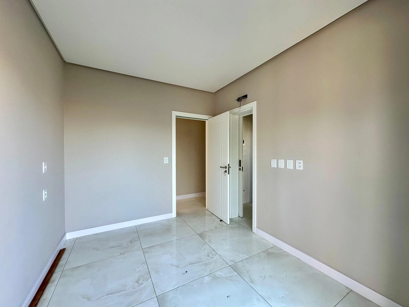 Casa  estilo condomínio de alto padrão! Próximo do mar!: 3ª foto da galeria de imagens do imóvel