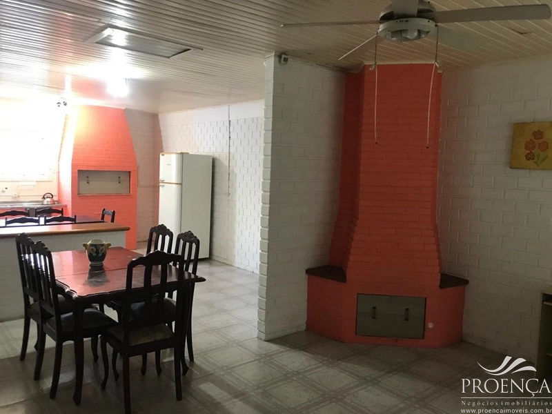 Bela casa, 2 dormitórios Bairro Guarani em Capão Canoa: 10ª foto da galeria de imagens do imóvel
