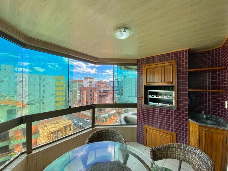 Apartamento junto a Praça do Mini Golf e com vista eterna para o mar!: 17ª foto da galeria de imagens do imóvel