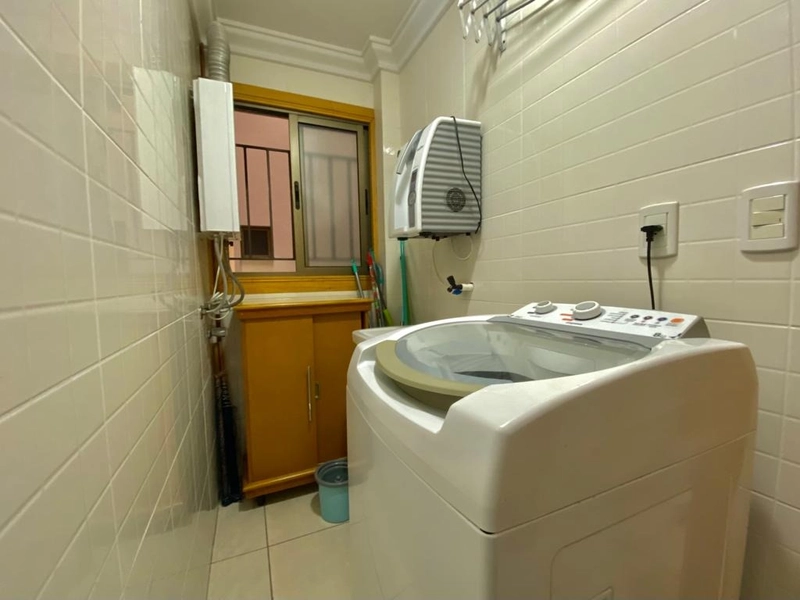 Apartamento junto a Praça do Mini Golf e com vista eterna para o mar!: 4ª foto da galeria de imagens do imóvel