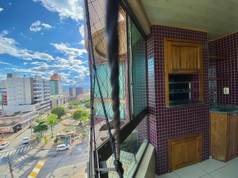 Apartamento junto a Praça do Mini Golf e com vista eterna para o mar!: 15ª foto da galeria de imagens do imóvel