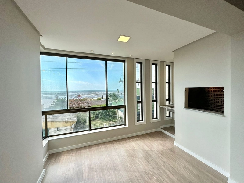 Apartamento de 3 dormitórios na Beira mar em Capão: 2ª foto da galeria de imagens do imóvel