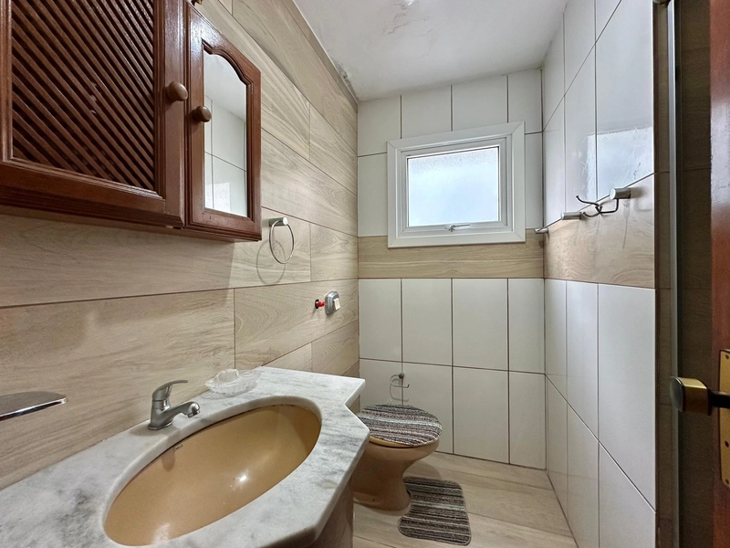 APARTAMENTO COM SACADA DE FRENTE - CAPÃO DA CANOA!: 1ª foto da galeria de imagens do imóvel