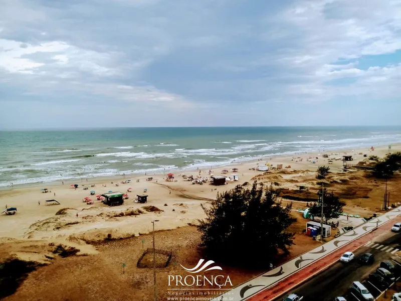 Beira Mar 3 dormitórios, Mobiliado e Decorado, 160m² de Living: 1ª foto da galeria de imagens do imóvel