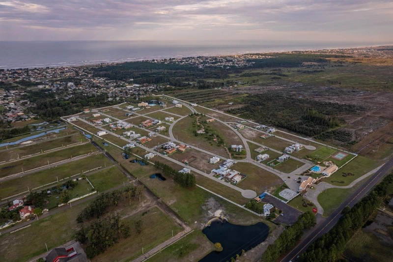 Terreno em  Condomínio Fechado: 1ª foto da galeria de imagens do imóvel