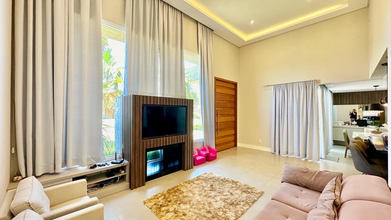Casa térrea 4 suítes Condomínio Dubai Resort Capão.: 2ª foto da galeria de imagens do imóvel