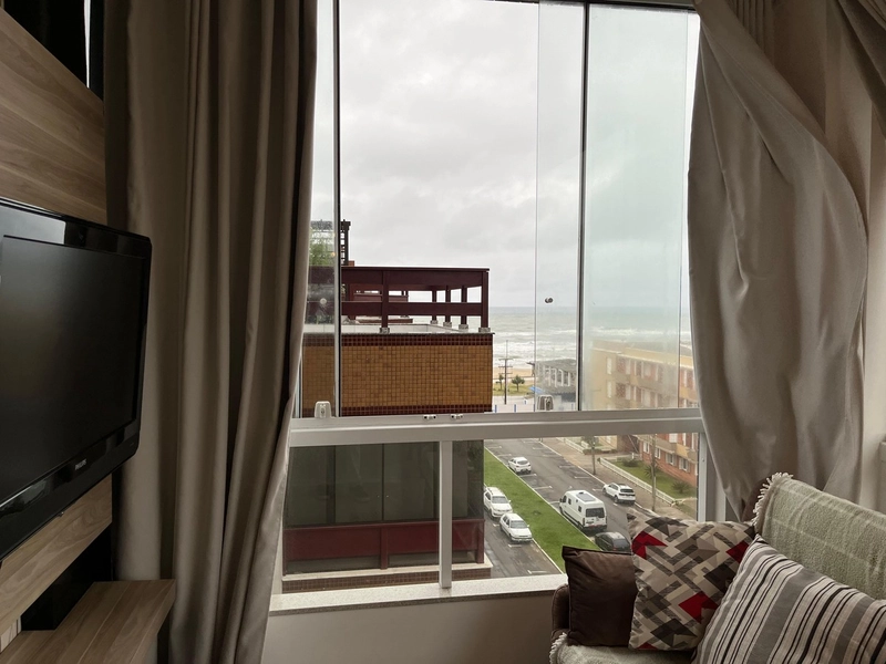 Apartamento de 02 Dormitórios com eterna  vista para mar: 5ª foto da galeria de imagens do imóvel