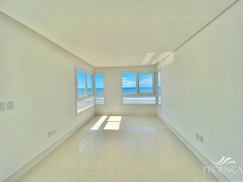 Apartamento 3 dormitórios Beira Mar e  Praça do Farol Capão da Canoa!: 6ª foto da galeria de imagens do imóvel