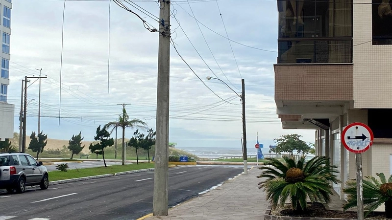 1 DORMITÓRIO COM SUÍTE E LAVABO, VAGA, 1 QUADRA DO MAR!: 7ª foto da galeria de imagens do imóvel