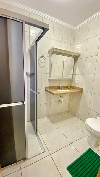 1 DORMITÓRIO COM SUÍTE E LAVABO, VAGA, 1 QUADRA DO MAR!: 4ª foto da galeria de imagens do imóvel
