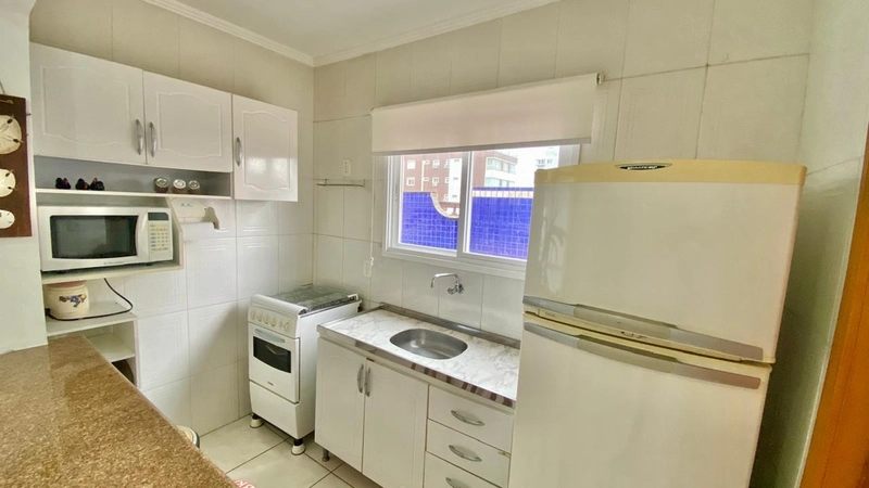 1 DORMITÓRIO COM SUÍTE E LAVABO, VAGA, 1 QUADRA DO MAR!: 8ª foto da galeria de imagens do imóvel