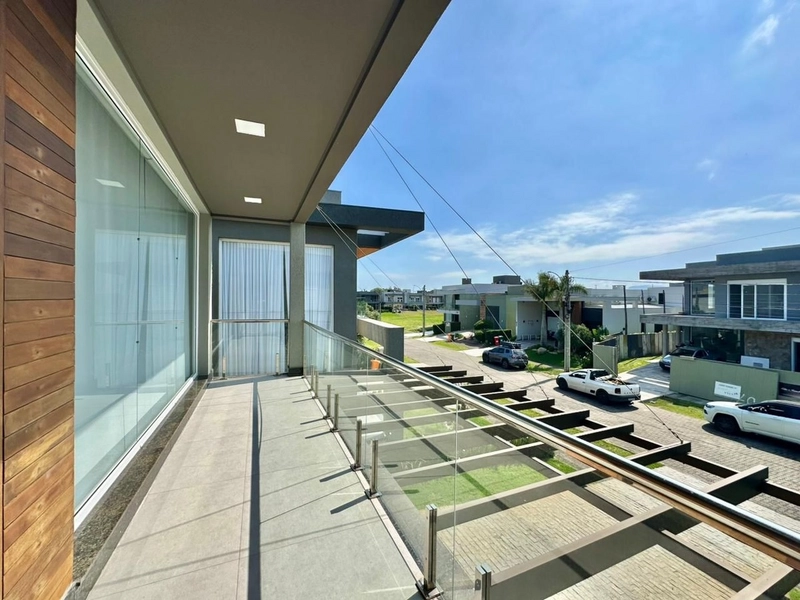 Sobrado 4 Dormitórios em frente a Infra estrutura 60 x para Pagar: 13ª foto da galeria de imagens do imóvel