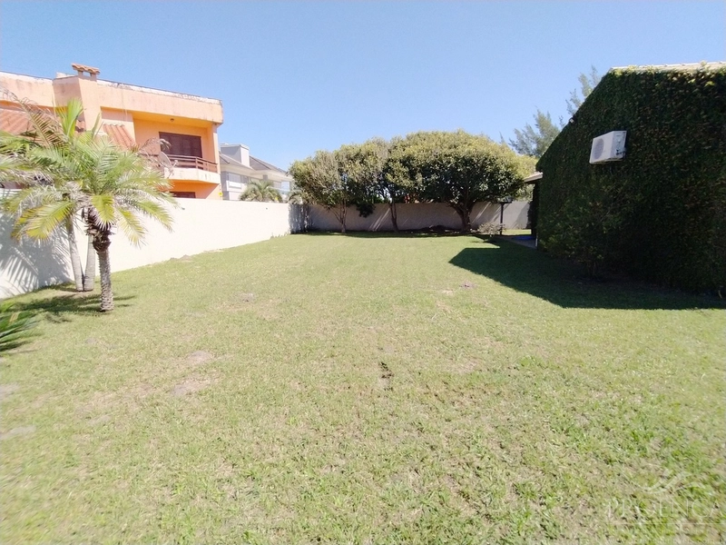 Casa a venda na Noiva do Mar com  3 terrenos, quiosque, piscina...: 67ª foto da galeria de imagens do imóvel