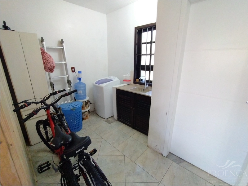 Casa a venda na Noiva do Mar com  3 terrenos, quiosque, piscina...: 17ª foto da galeria de imagens do imóvel