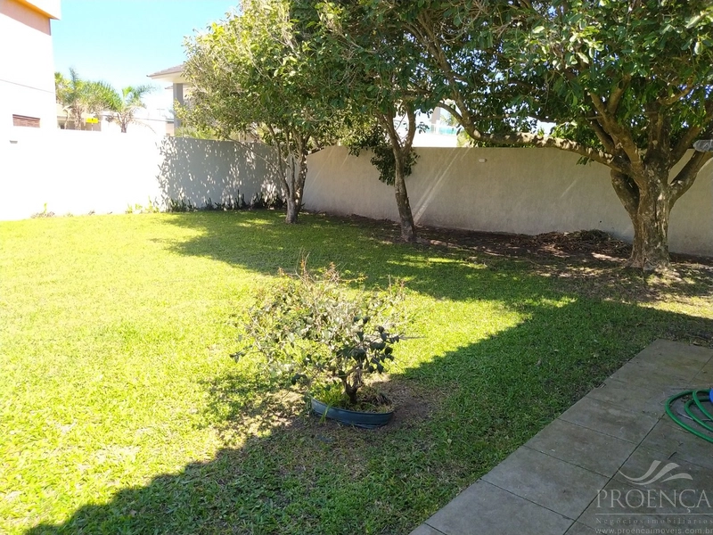 Casa a venda na Noiva do Mar com  3 terrenos, quiosque, piscina...: 70ª foto da galeria de imagens do imóvel