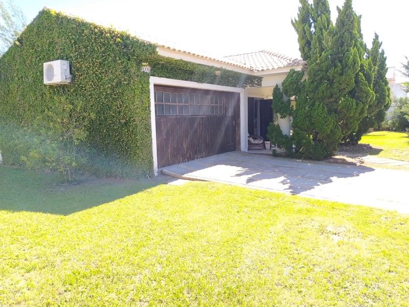 Casa a venda na Noiva do Mar com  3 terrenos, quiosque, piscina...: 63ª foto da galeria de imagens do imóvel