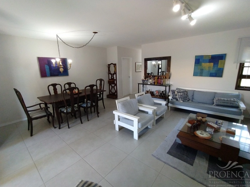 Casa a venda na Noiva do Mar com  3 terrenos, quiosque, piscina...: 11ª foto da galeria de imagens do imóvel